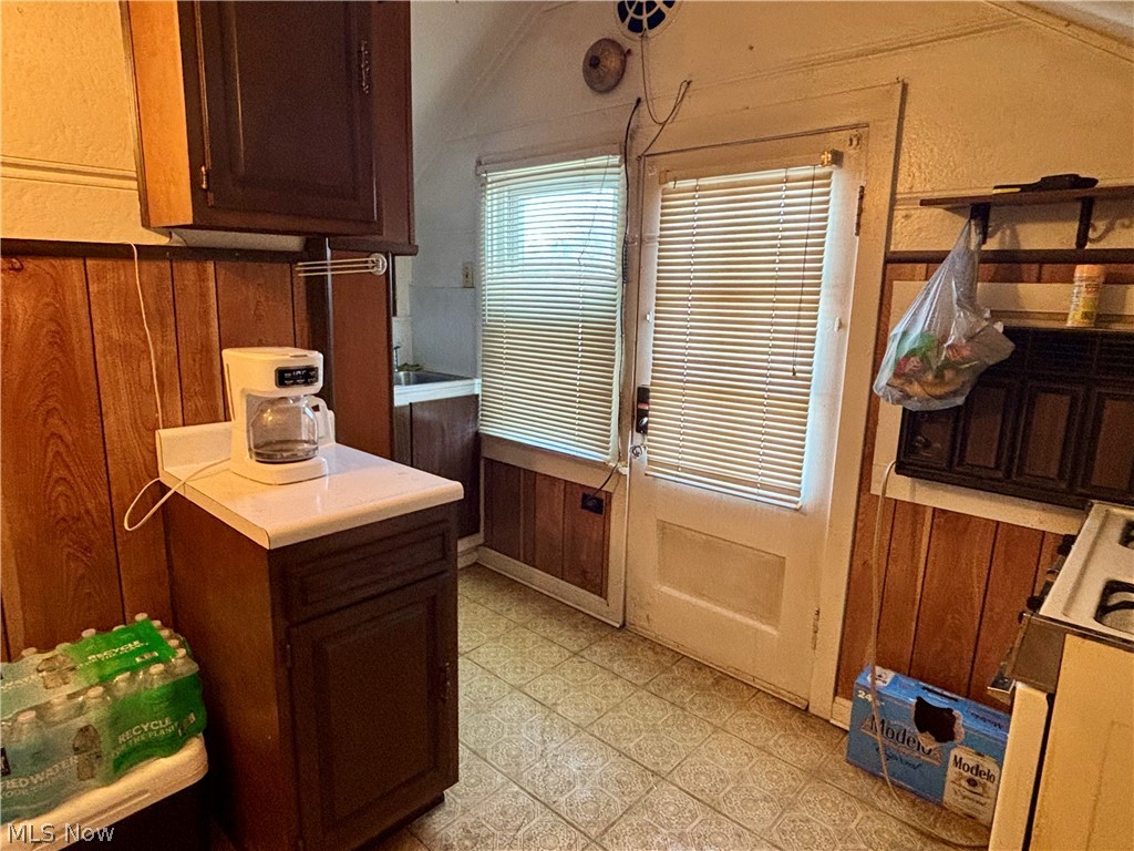 3724 W 130th Street Cleveland OH 44111