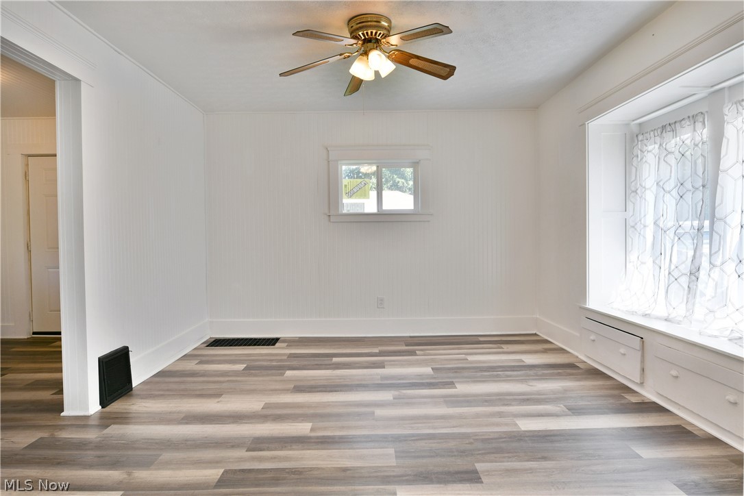 1157 Mckinley Street NE Warren OH 44483