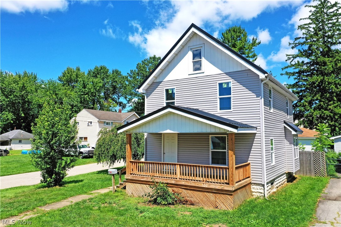 1157 Mckinley Street NE Warren OH 44483
