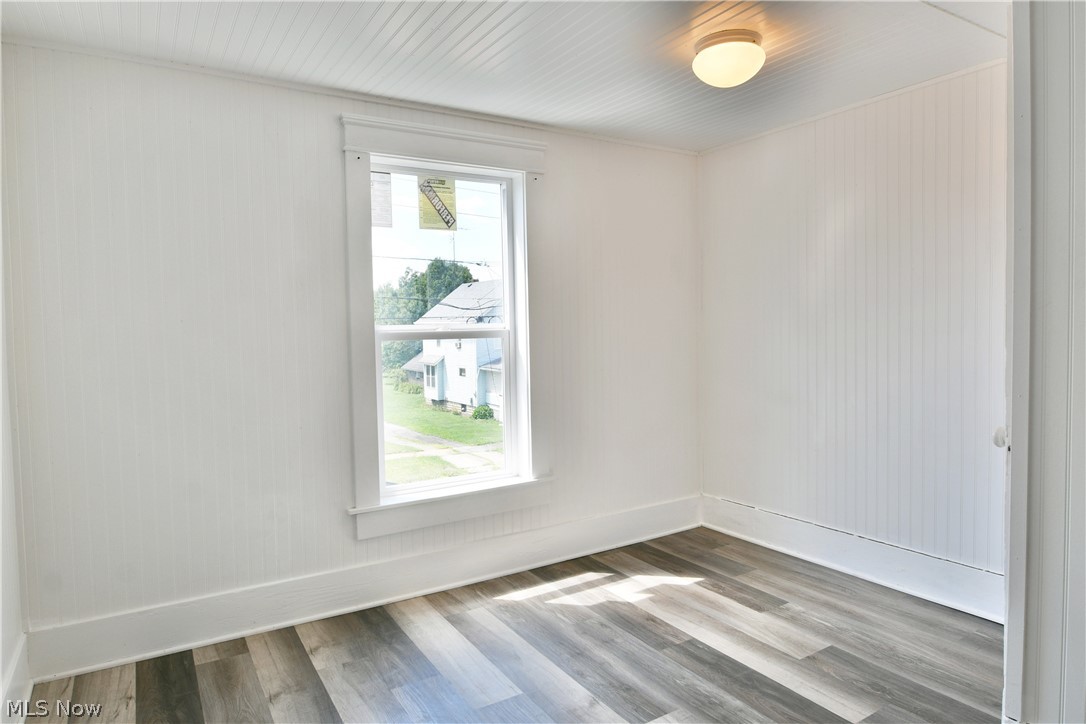 1157 Mckinley Street NE Warren OH 44483
