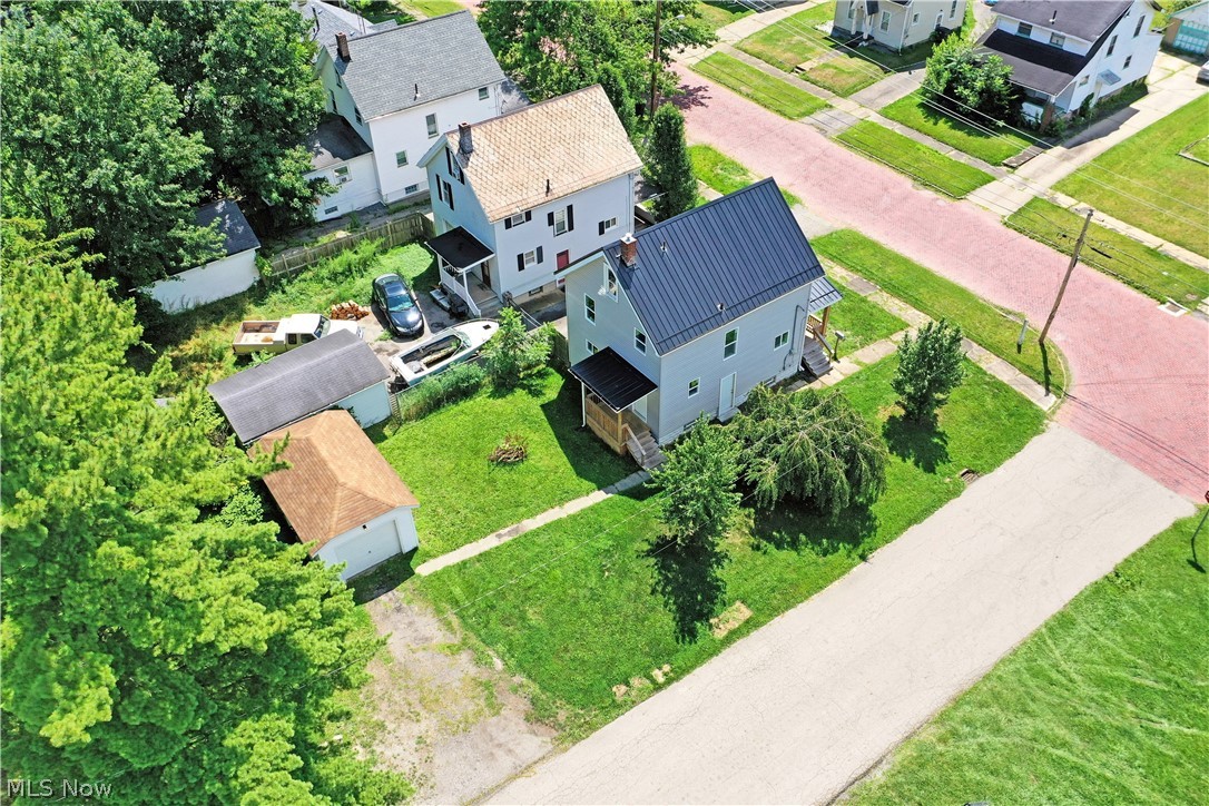 1157 Mckinley Street NE Warren OH 44483