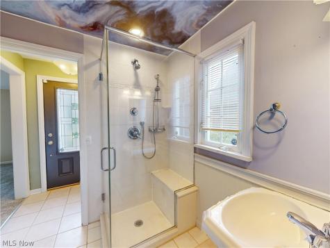 34 E 211th Street Euclid OH 44123