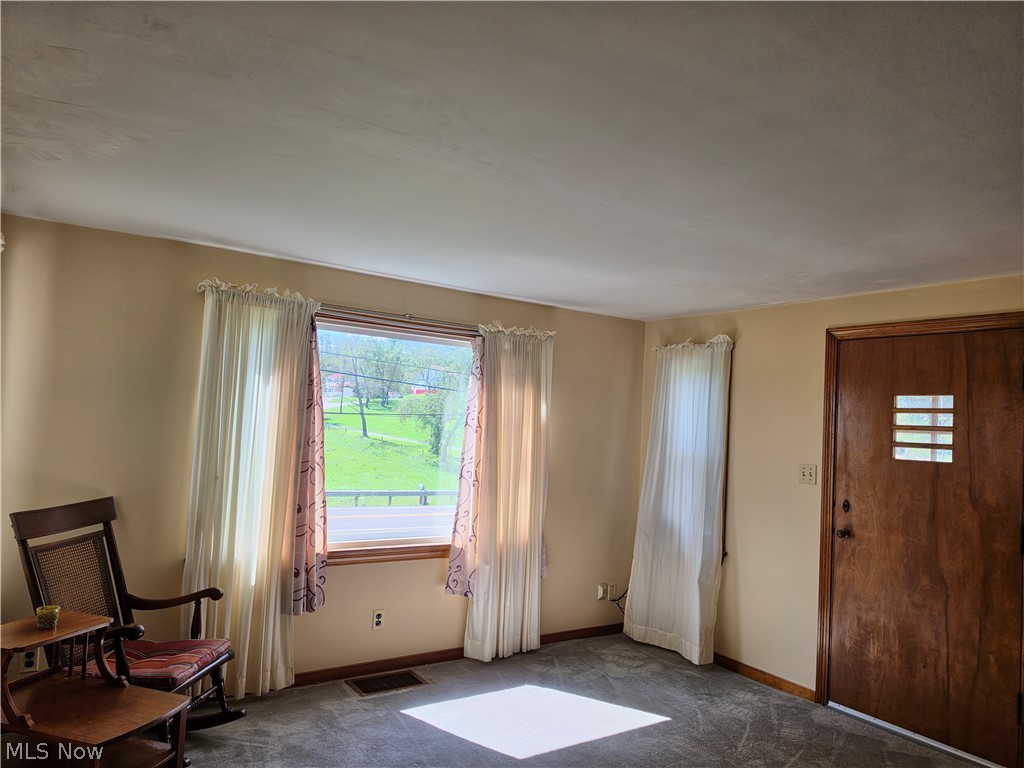 2519 State Route 43 Richmond OH 43944