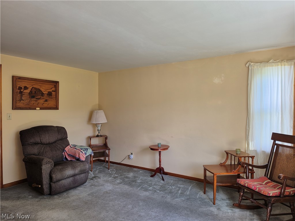 2519 State Route 43 Richmond OH 43944