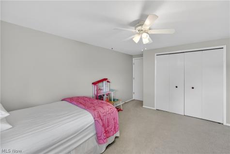 4563 Azalea Lane North Olmsted OH 44070
