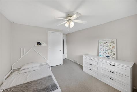 4563 Azalea Lane North Olmsted OH 44070