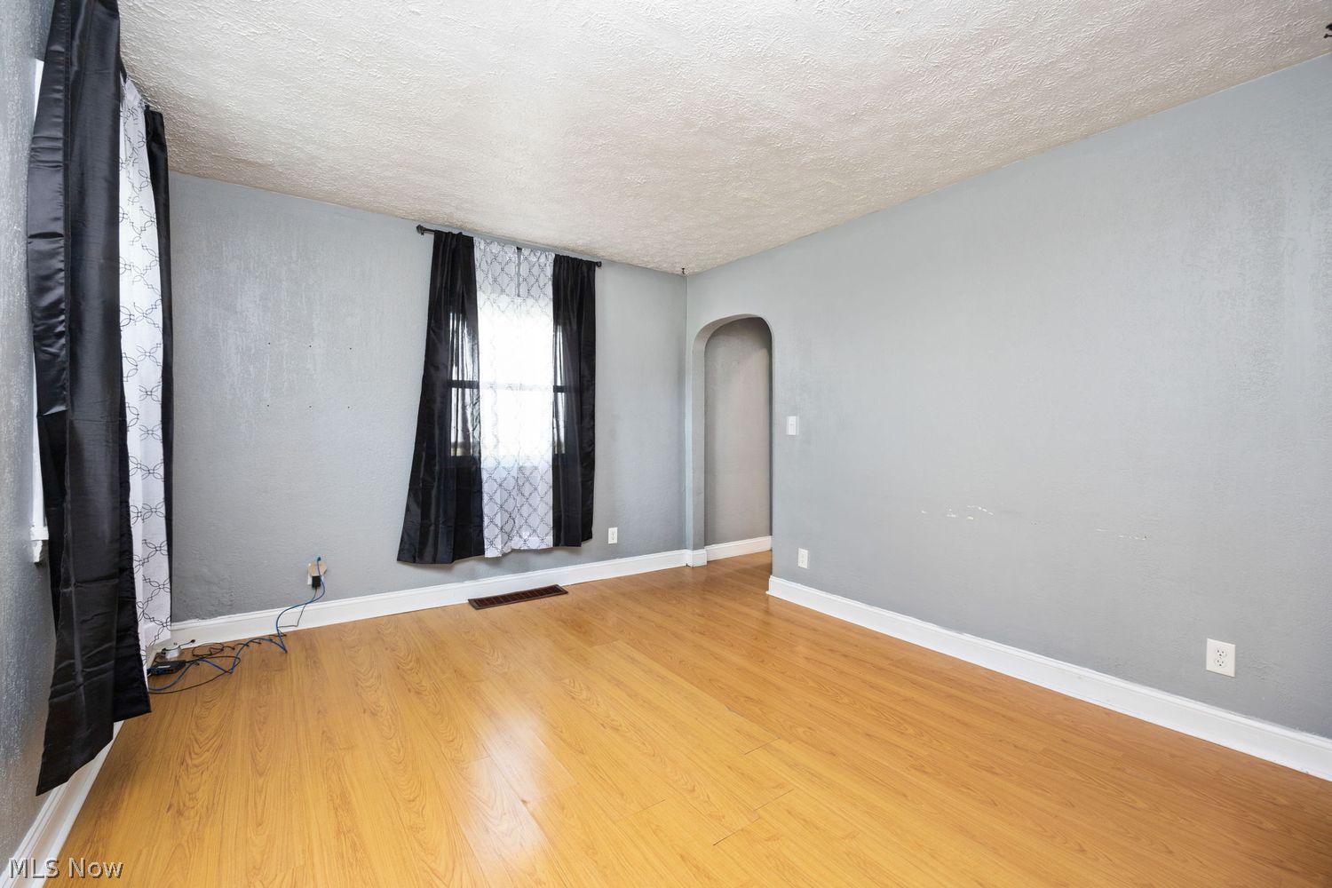 498 Oak Street Wadsworth OH 44281