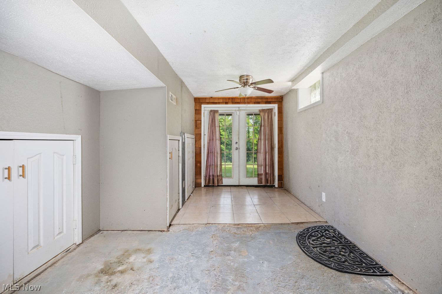 498 Oak Street Wadsworth OH 44281