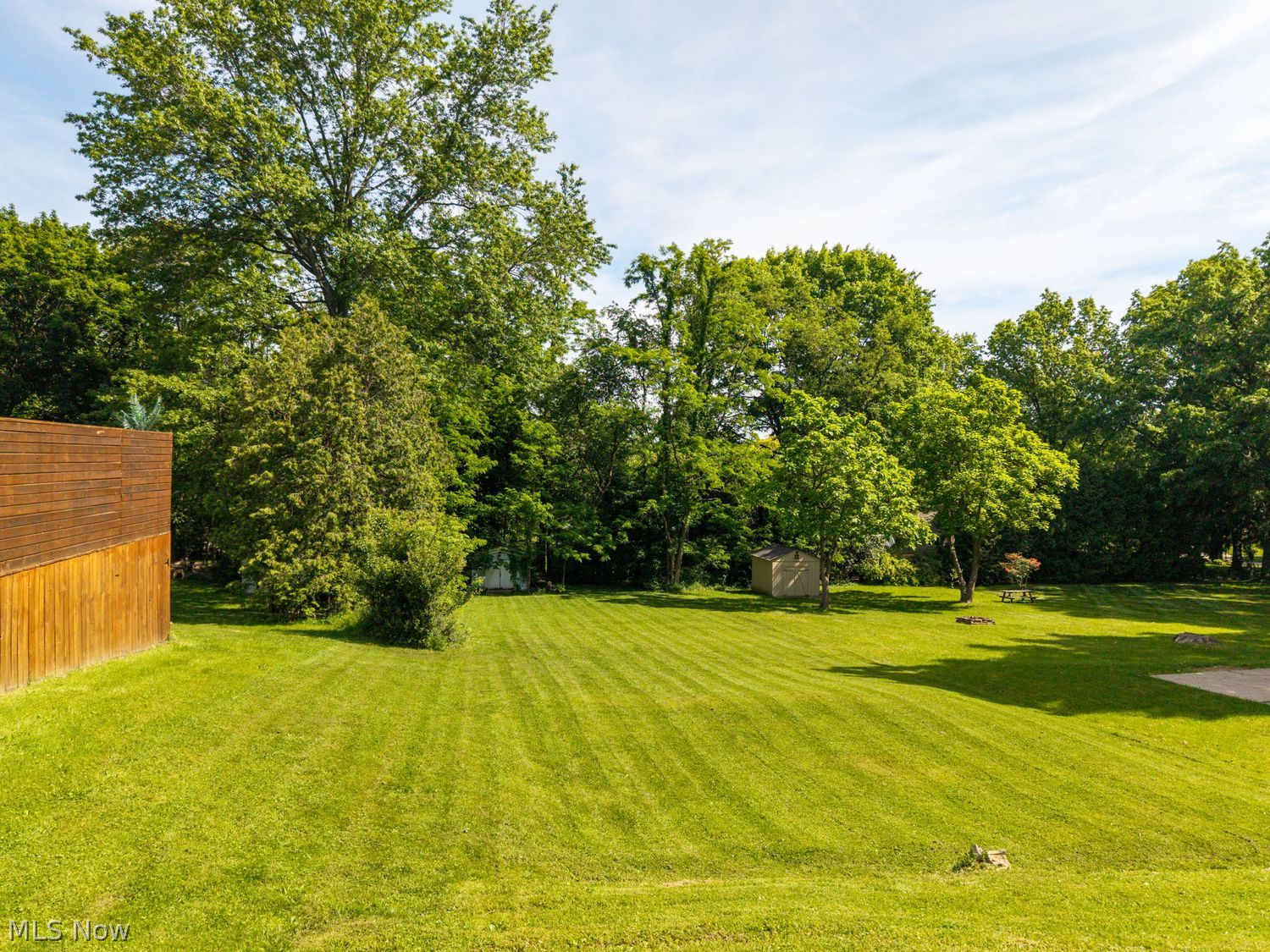 498 Oak Street Wadsworth OH 44281