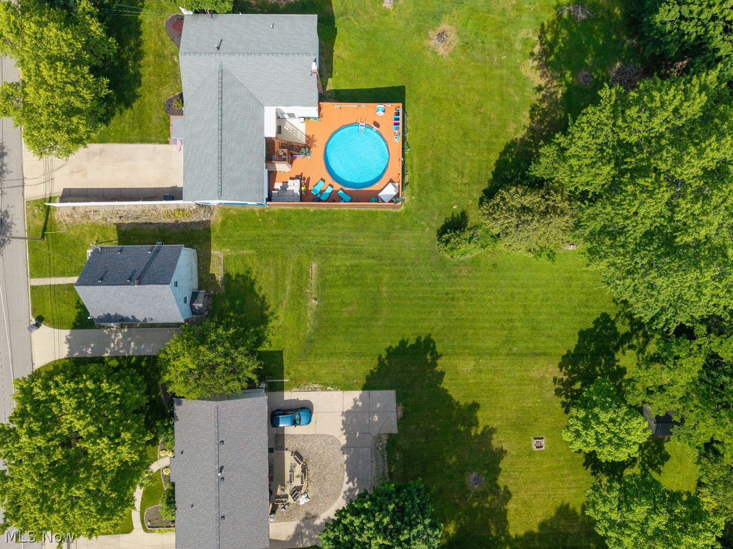 498 Oak Street Wadsworth OH 44281