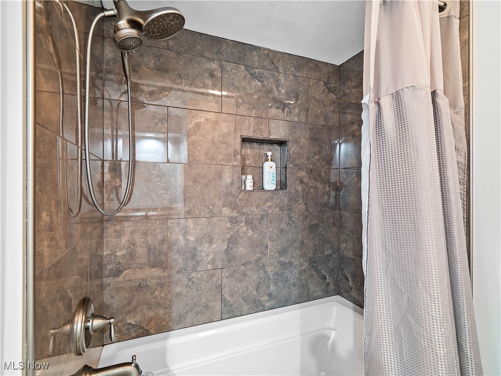 6421 Sylvia Drive Brook Park OH 44142