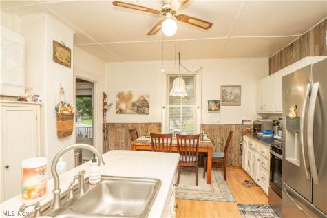 1125 Perry Drive NW Canton OH 44708