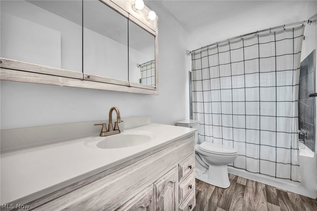 6480 Grayfriar Drive Brook Park OH 44142