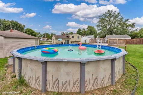 6480 Grayfriar Drive Brook Park OH 44142