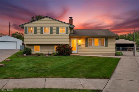 6480 Grayfriar Drive Brook Park OH 44142