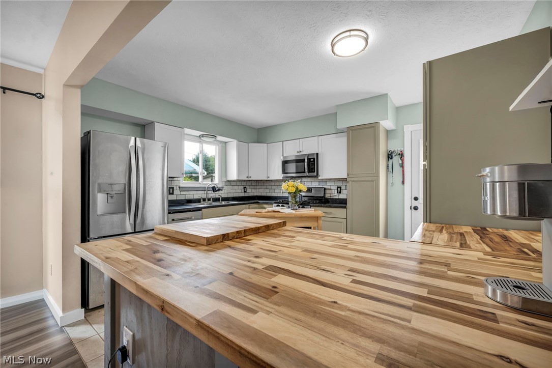 6480 Grayfriar Drive Brook Park OH 44142