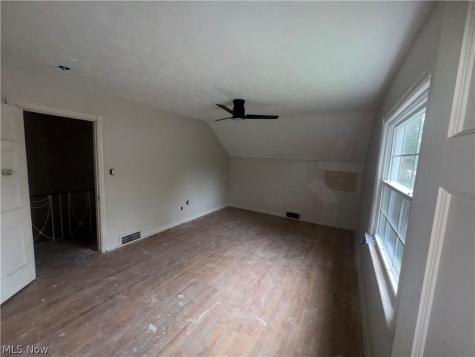 1289 Hereford Road Cleveland Heights OH 44118