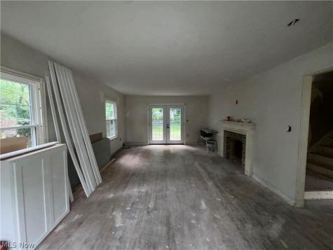 1289 Hereford Road Cleveland Heights OH 44118