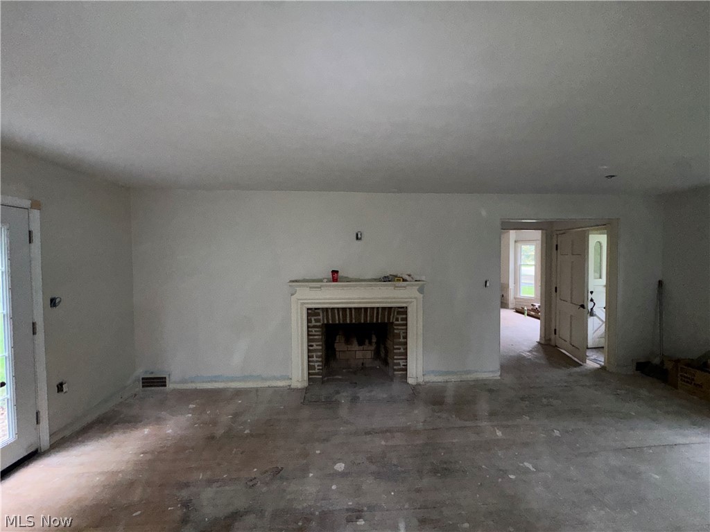 1289 Hereford Road Cleveland Heights OH 44118