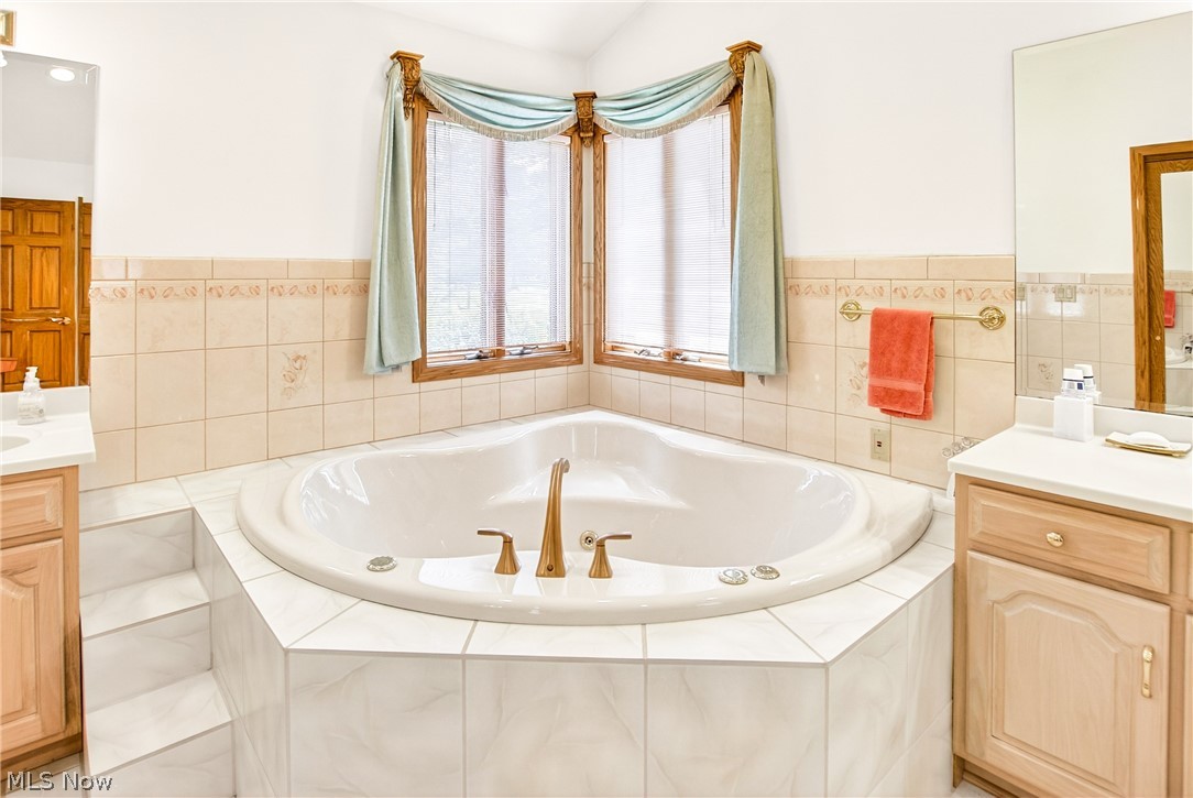 4940 N Berkley Road Richfield OH 44286