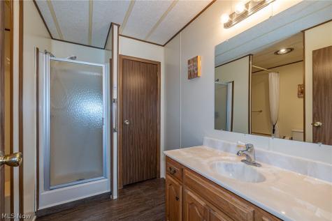 61 Parkway Street Olmsted Twp OH 44138