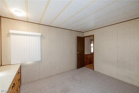 61 Parkway Street Olmsted Twp OH 44138