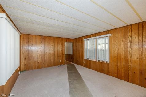 61 Parkway Street Olmsted Twp OH 44138