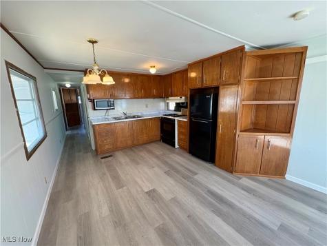 20 Van Ess Drive Olmsted Falls OH 44138