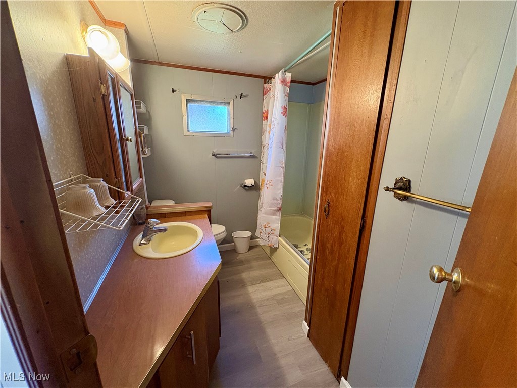 20 Van Ess Drive Olmsted Falls OH 44138