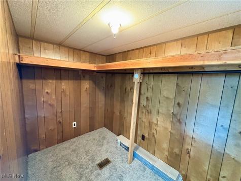 20 Van Ess Drive Olmsted Falls OH 44138