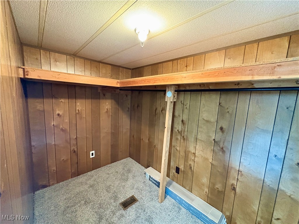 20 Van Ess Drive Olmsted Falls OH 44138