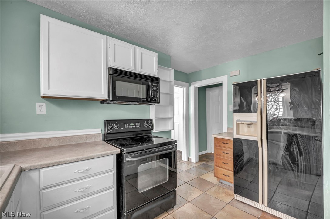 21821 Wilmore Avenue Euclid OH 44123