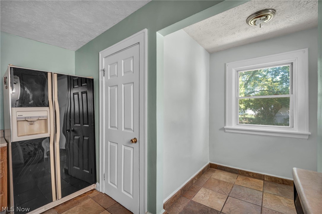 21821 Wilmore Avenue Euclid OH 44123