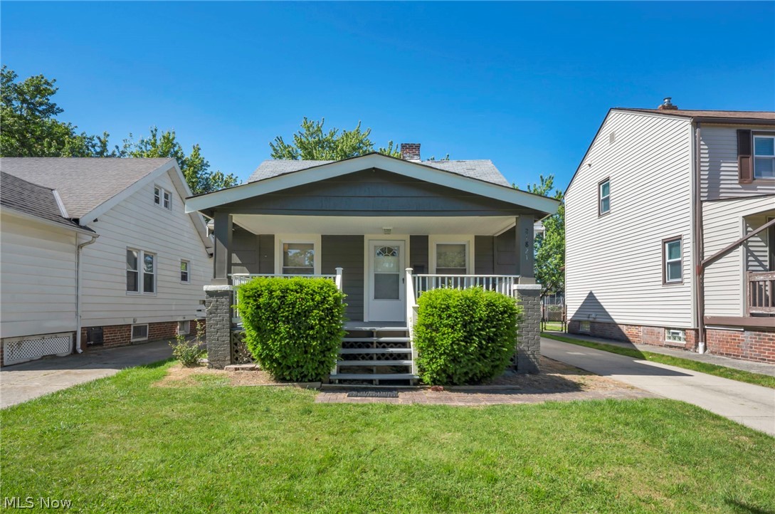 21821 Wilmore Avenue Euclid OH 44123