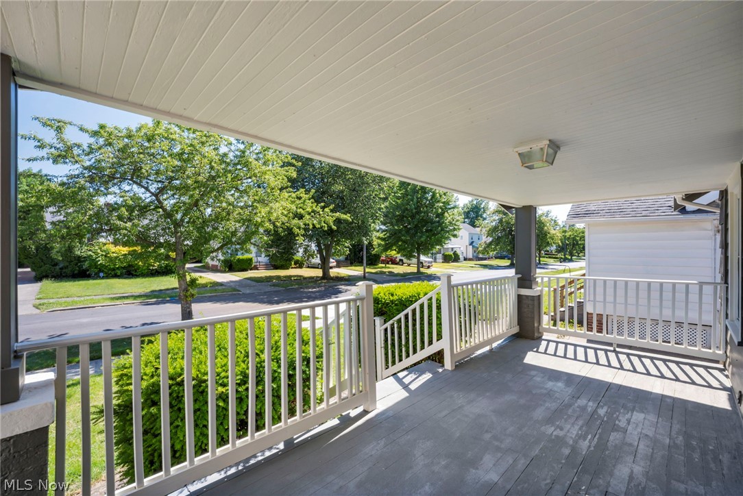 21821 Wilmore Avenue Euclid OH 44123