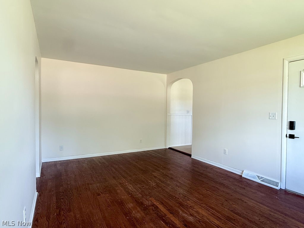 5193 Pinecrest Austintown OH 44515