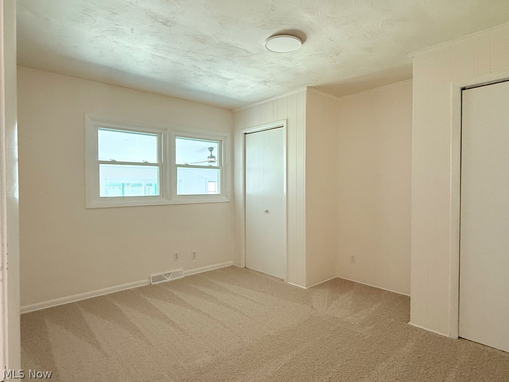5193 Pinecrest Austintown OH 44515
