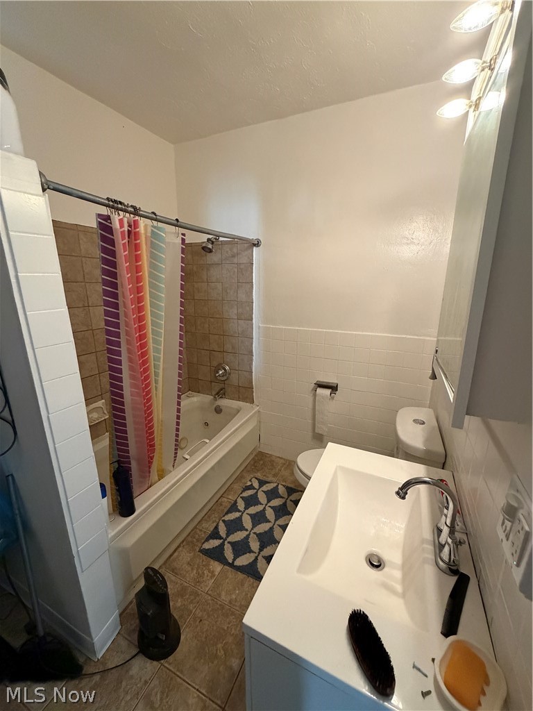 16812 Endora Road Cleveland OH 44112