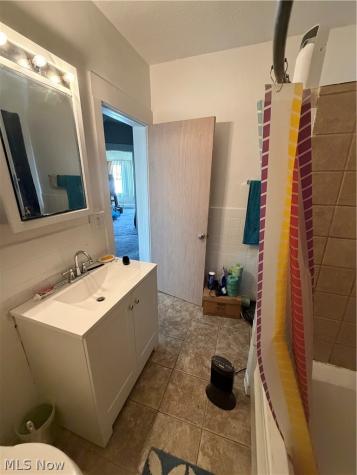 16812 Endora Road Cleveland OH 44112
