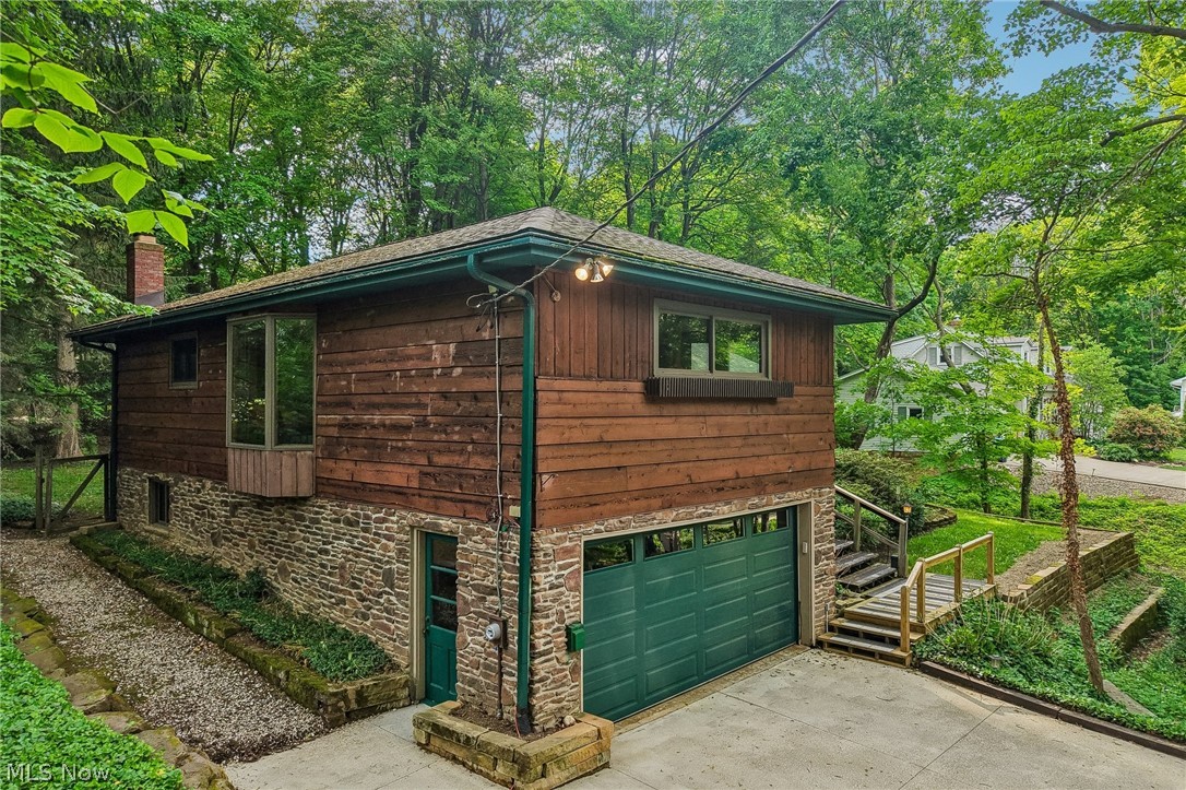 884 Dogwood Terrace Copley OH 44321