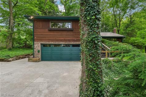 884 Dogwood Terrace Copley OH 44321