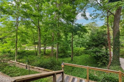 884 Dogwood Terrace Copley OH 44321