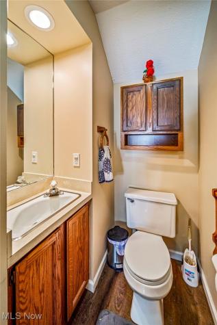 30317 Thomas Street Willowick OH 44095