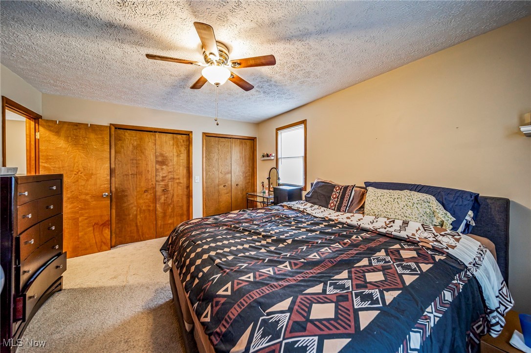 30317 Thomas Street Willowick OH 44095
