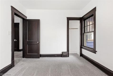 11816 Buckingham Avenue Cleveland OH 44120