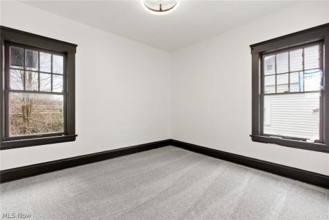 11816 Buckingham Avenue Cleveland OH 44120