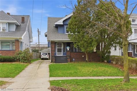 11816 Buckingham Avenue Cleveland OH 44120
