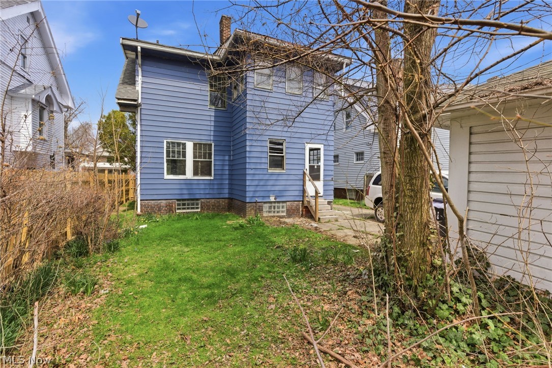 11816 Buckingham Avenue Cleveland OH 44120