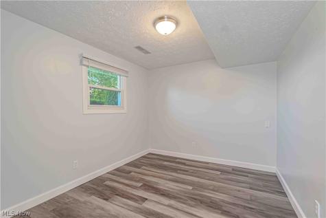 932 Richards Drive Louisville OH 44641