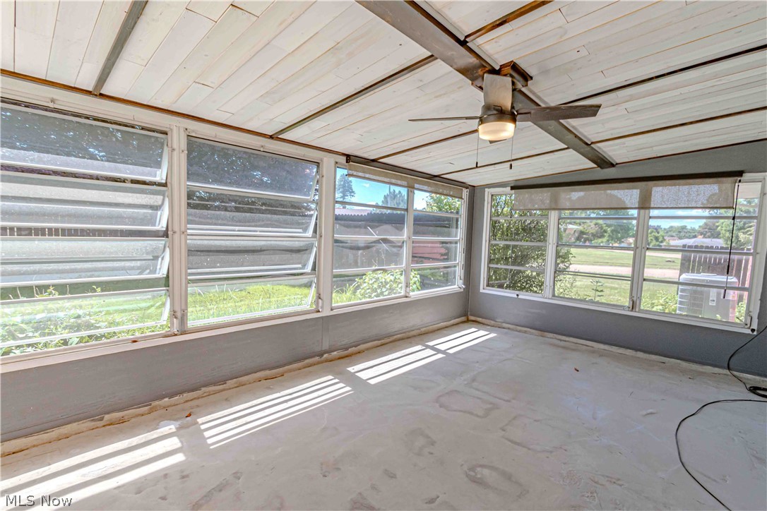 932 Richards Drive Louisville OH 44641